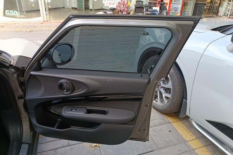 Used MINI Clubman 2016 1.5T ONE Internet Limited Edition