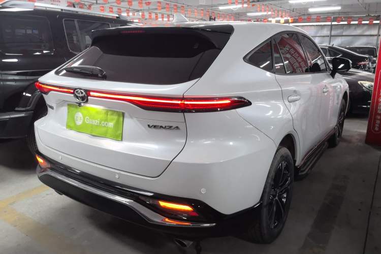 Used Toyota Venza 2022 2.0L CVT Two-Wheel Drive Luxury Edition