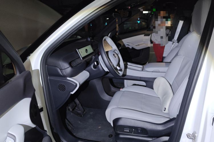 Used Nio ES6 2024 75 kWh Driver Seat