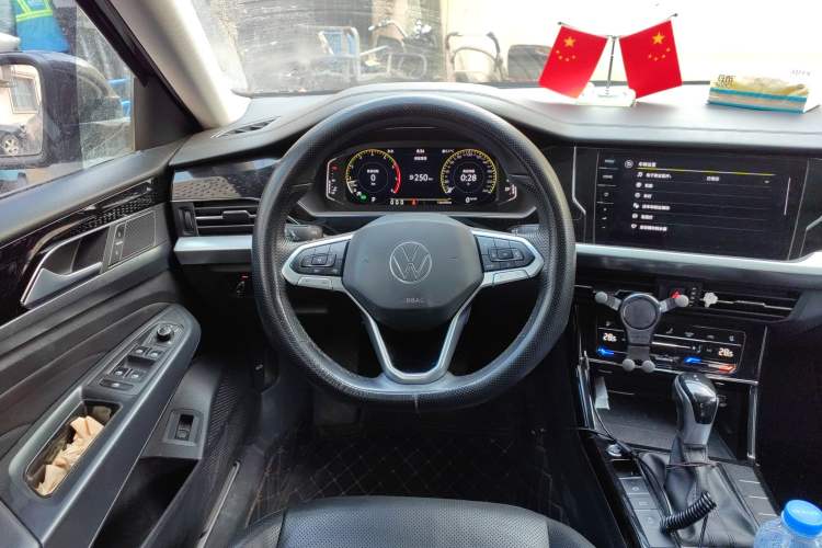 Used Volkswagen Passat 2022 330TSI Luxury Edition
