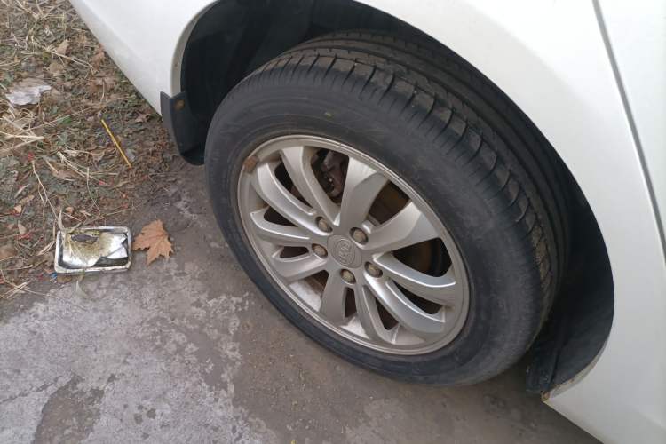 Used BYD Surui 2012 1.5L Manual Comfort Edition
