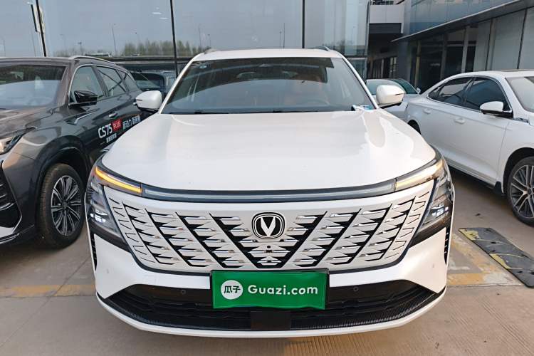 Used CHANGAN CS75 PLUS 2025 4th Generation UItra 2.0T New Blue Whale Smart Intelligent Powertrain Version
