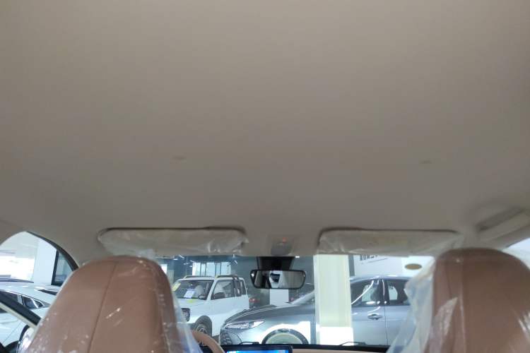 Used Wuling Bingo 2025 333 km Enjoyment Version Headliner