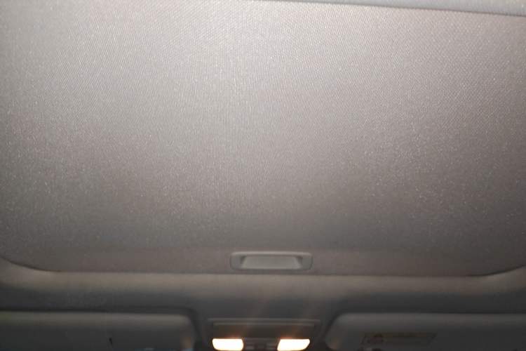 Used Honda CR-V 2015 2.4L two-wheel drive luxury version
