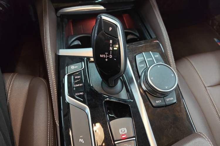 Used BMW 5 Series 2020 525Li Luxury Package Gear Lever