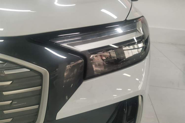 Used Audi Q4 e-tron 2023 40 e-tron Adventure Edition