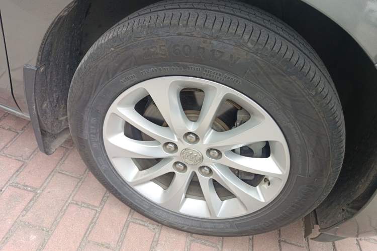 Used Buick GL8 2017 ES 28T Premium Version China V Standard
