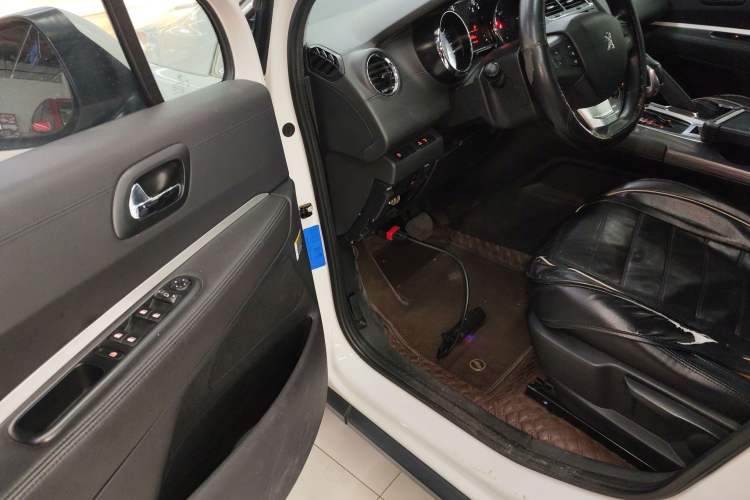 Used Peugeot 3008 2018 2.0L Automatic Classic Edition