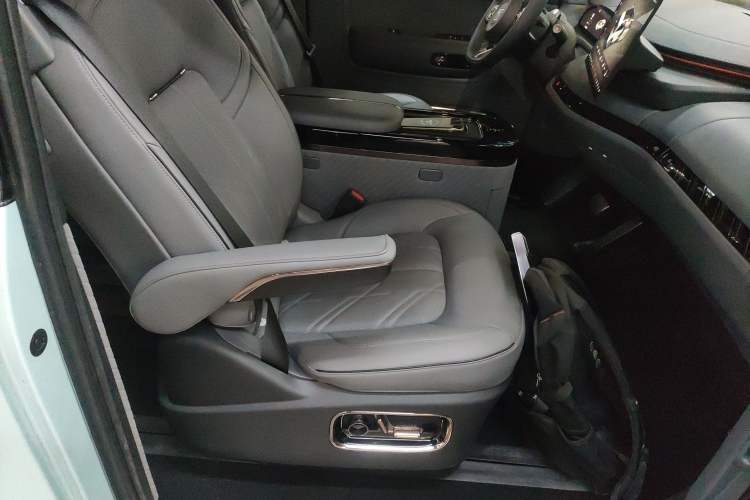 Used Zeekr MIX 2025 Long-Range Intelligent Driving Edition
