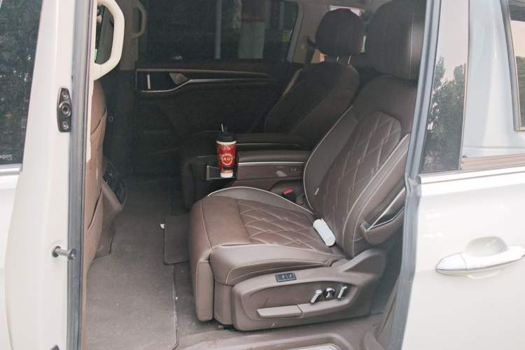 Used Volkswagen Viloran 2020 380TSI Prestige Edition
