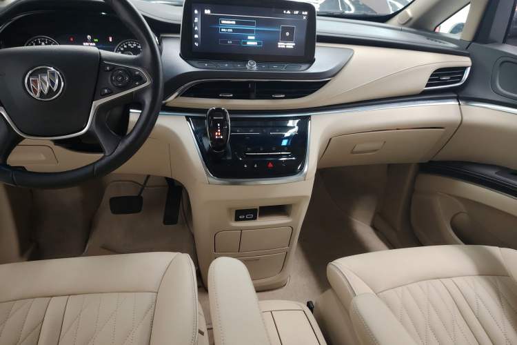 Used Buick GL8 2023 Land Executive Class 652T Luxury Model