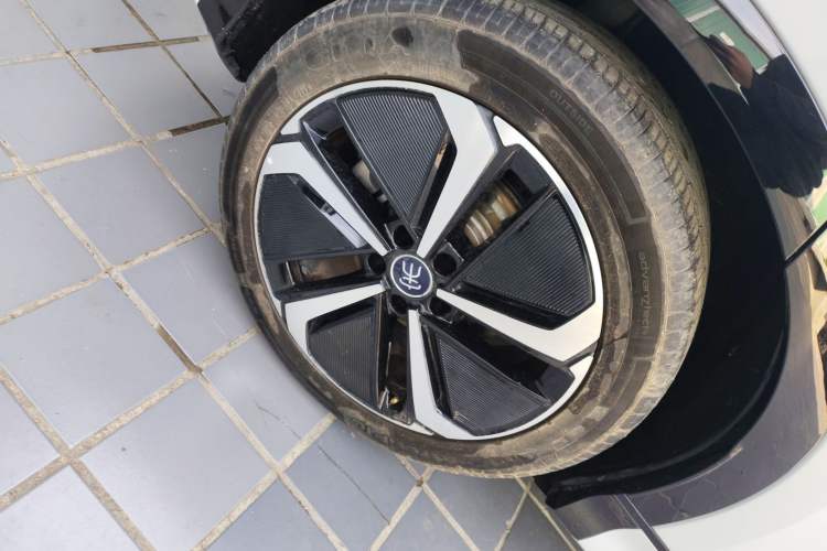 Used BYD Song L EV 2025 Intelligent Driving Version 662 km LiDAR Excellence Edition Exterior 5