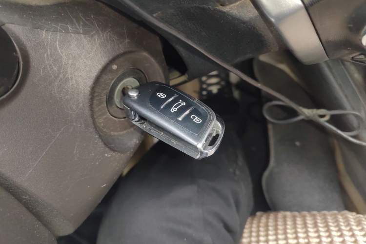 Used Toyota Vios 2014 1.3L Manual Xiang Edition Vehicle Key