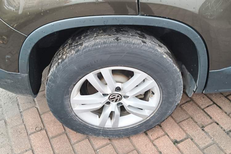 Used Volkswagen Tiguan L 2015 1.8TSI Automatic Two-Wheel Drive Trend Edition
