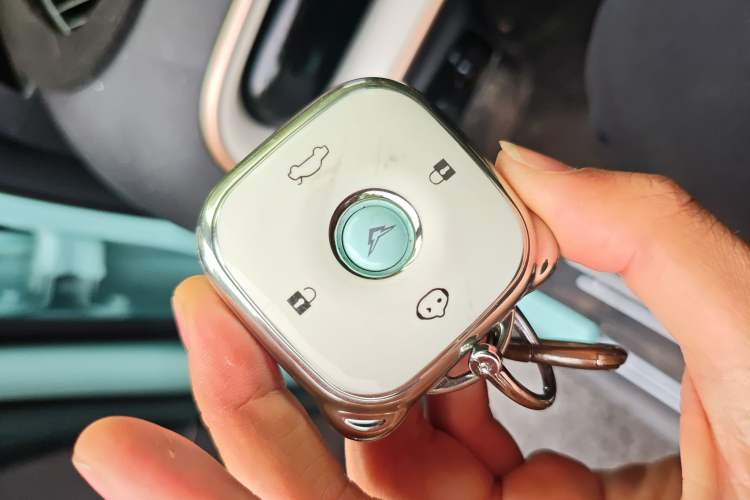 Used Cowin October 2025 Mate 300km Surfing Edition
