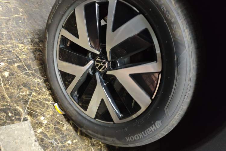 Used Volkswagen Tayron 2024 300TSI Two-Wheel-Drive Luxury Plus Advanced Version