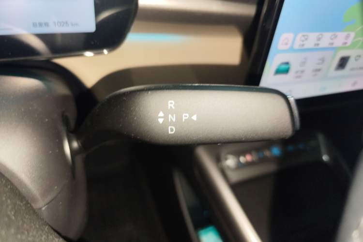 Used BYD Dolphin 2025 Intelligent Driving Version 410 km Fashion Edition
