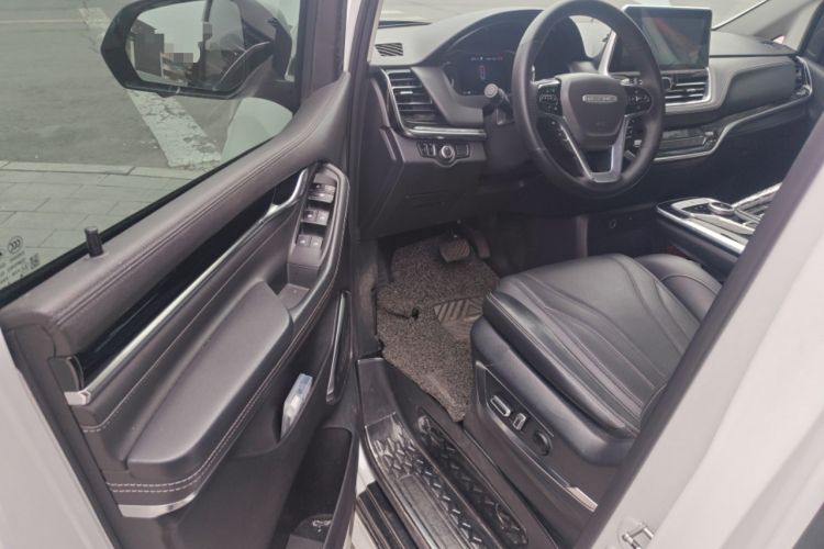 Used SAIC MAXUS G20 2020 2.0T Gasoline Automatic Luxury Edition Driver Seat