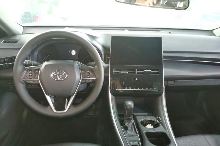 Used Toyota Avalon 2023 2.0L Luxury Edition