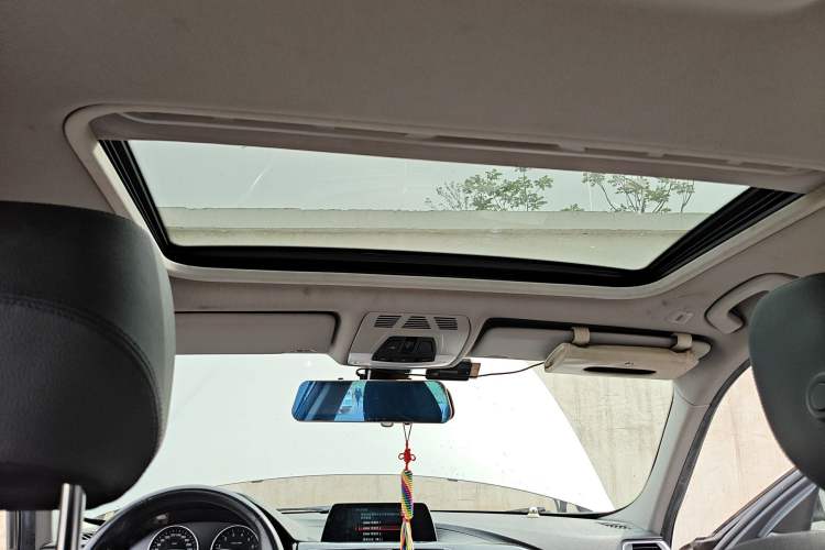 Used BMW 3 Series 2018 320Li Fashion Model Headliner