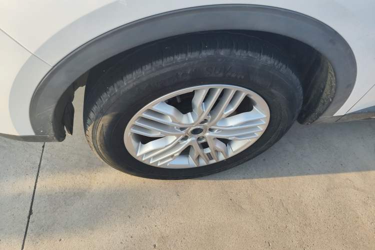 Used Haval H6 2017 Blue Label 1.3T Automatic Two-Wheel Drive Luxury Model Left Front Wheel Hub