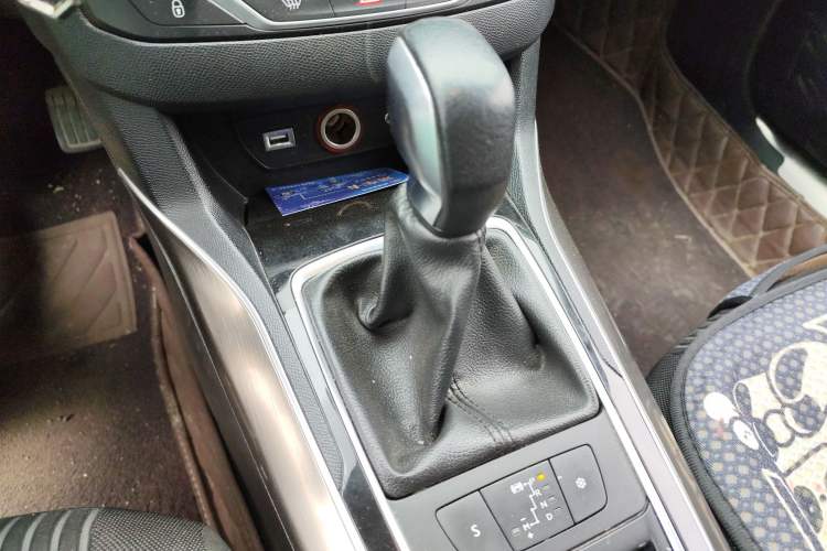 Used Peugeot 408 2015 1.2T Automatic Luxury Edition
