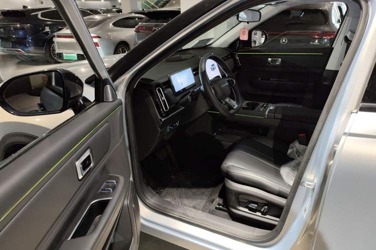 Used Chery Explore 06 C-DM 2024 Luxury Model