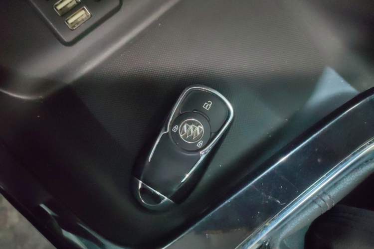 Used Buick GL6 2021 323T Mild Hybrid Connect Luxury Model
