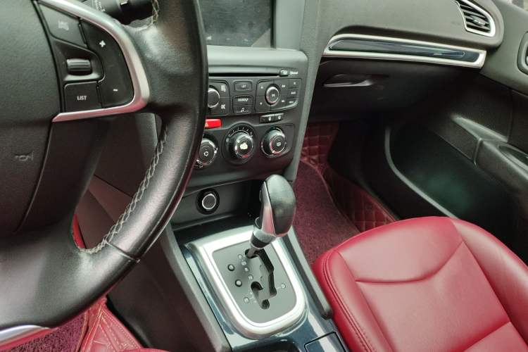 Used Citroen C4L 2014 1.8L Intelligent Drive Automatic Enjoyment Model Gear Lever