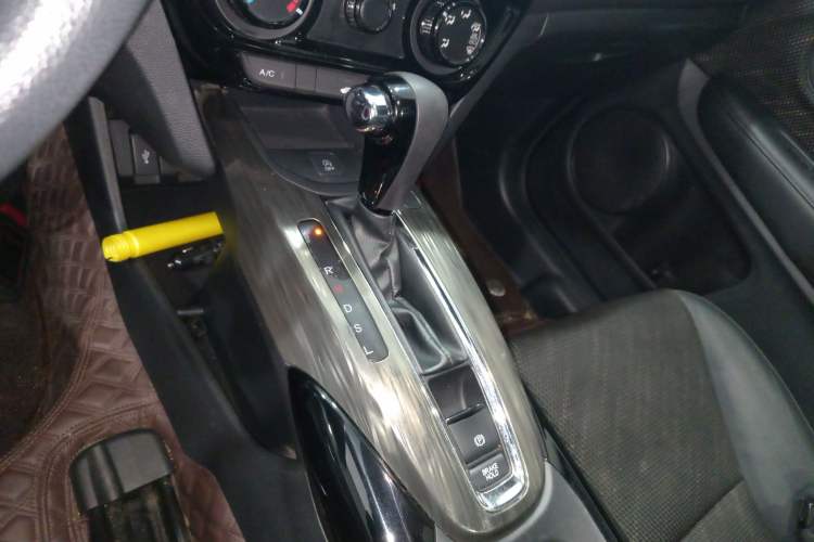 Used Honda XR-V 2017 1.8L EXi CVT Comfort Version
