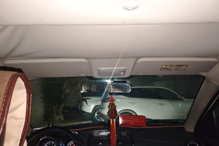 Used HYOSOW S3 2015 1.5L Luxury Model China V Standard
