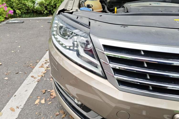 Used Volkswagen FAW-Volkswagen CC 2015 2.0 TSI Luxury Model
