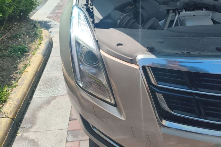 Used Cadillac XTS 2016 28T Tech Edition Right Front Headlight