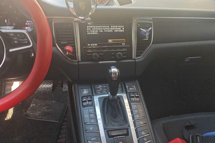 Used Porsche Macan 2014 Macan 2.0T
