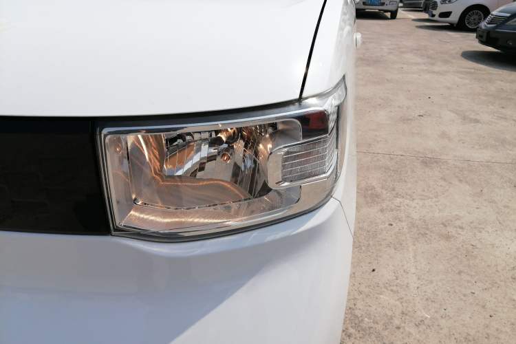 Used Wuling Hongguang MINIEV 2021 Macaron Fashion Edition Lithium-Ion Battery
