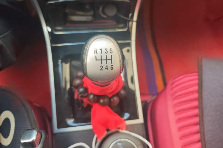 Used Haval H2 2016 Red-Label 1.5T Manual Two-Wheel Drive Luxury Model
