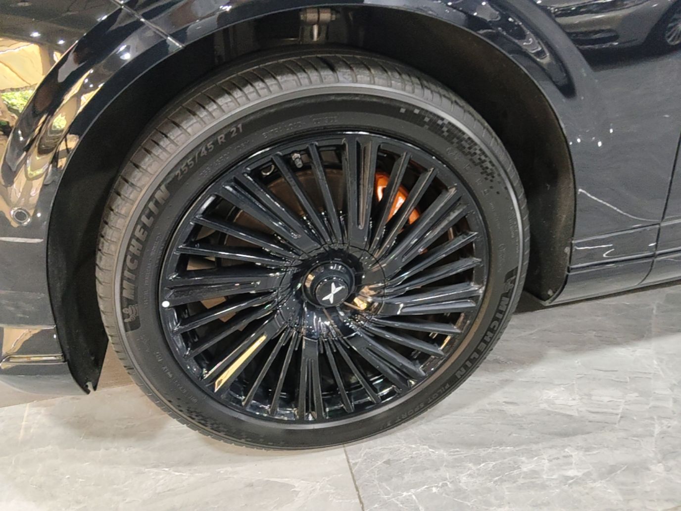 XPeng G9 2025 680 Ultra-Long Range All-Wheel Drive Max — снимка 10