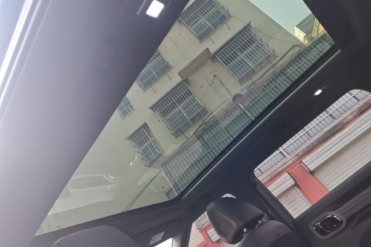 Used Geely Auto Cowboy 2025 1.5TD Trendy Play Edition Headliner