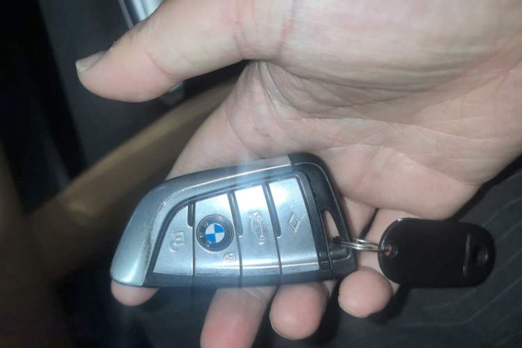 Used BMW 5 Series 2021 530i M Sport Package Vehicle Key