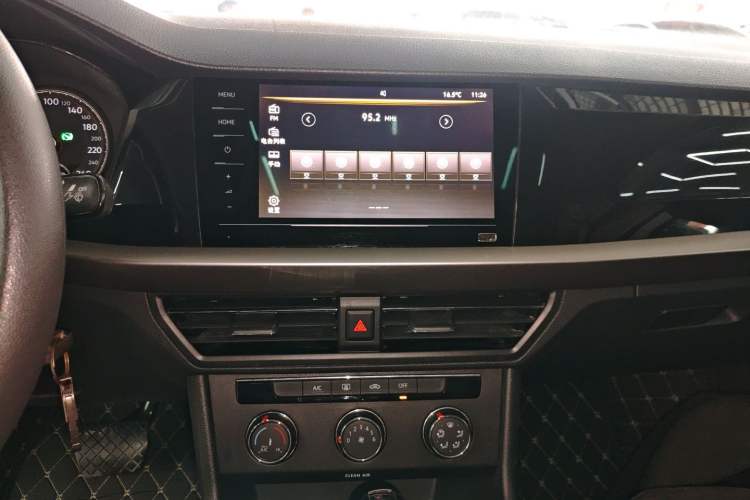 Used Volkswagen Lavida 2021 280TSI DSG Comfort Edition Audio And AC Panel