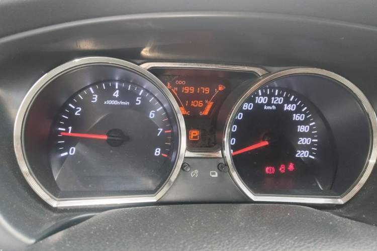 Used Nissan Livina 2013 Jinrui 1.6XL CVT Comfort Edition Instrument Cluster