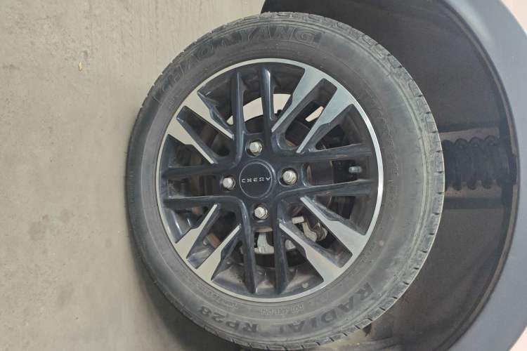 Used Chery Little Ant 2022 300 000 Yuan "Ant Fan" Edition "Extra Sweet" Version Lithium Iron Phosphate 29.2 kWh 30 kW 301 km
