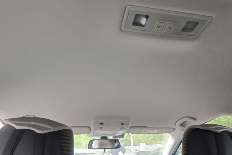 Used Volkswagen Golf Sportsvan 2016 1.6L Automatic Comfort Model Headliner