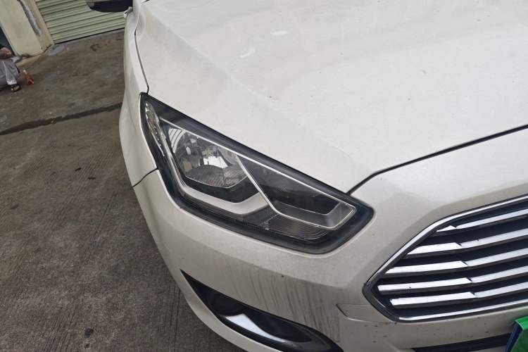 Used Ford Escort 2017 Happiness Edition 1.5L Automatic Fashion Version
