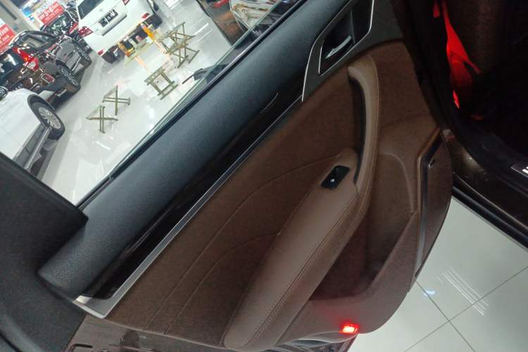 Used Haval H7 2017 Red-Label H7 2.0T Automatic Prestige Model