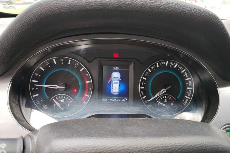 Used Haval H2 2017 Red-Label 1.5T Automatic Two-Wheel Drive Luxury Model Instrument Cluster