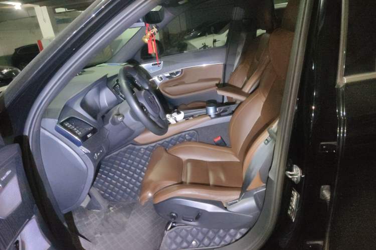 Used Volvo XC90 New Energy 2021 E-Drive Hybrid T8 Luxury Flagship 7-Seater