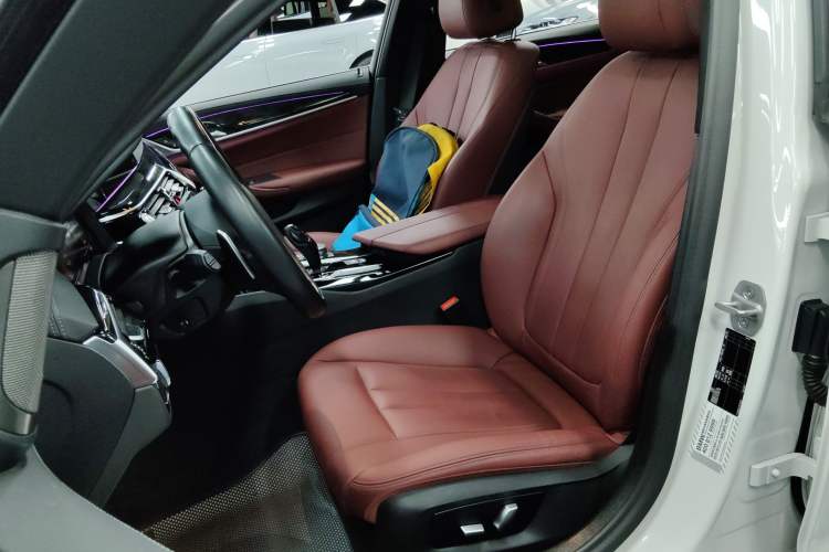 Used BMW 5 Series 2020 530Li Leading Model M Sport Package Left Front Seat