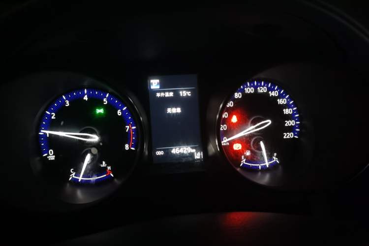 Used Toyota IZOA 2018 2.0L Yichi Version China VI Standard