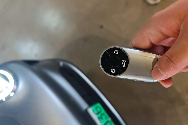 Used ORA Good Cat GT 2025 Model, Mulan Edition, 430km Prestige Version
